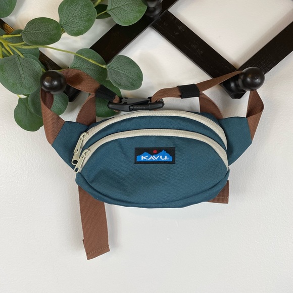 kavu fanny packs